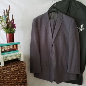 🍀🍀Pronto Uomo Three Piece Suit Like New 🍀🍀